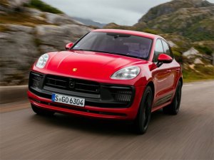 Porsche Macan GTS Puzzle Game Online - Puzzle Game